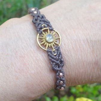 Bracelet connecteur et pierre