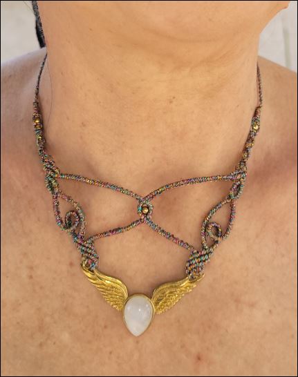 Collier ange péristérite