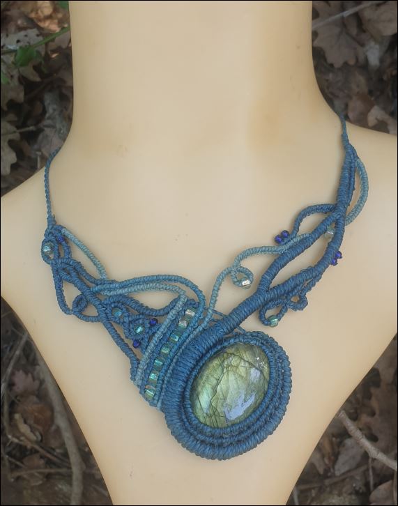 Collier labradorite verte