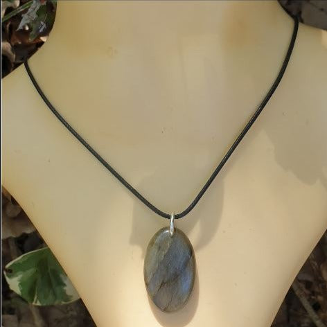 Pendentif labradorite gris bleuté